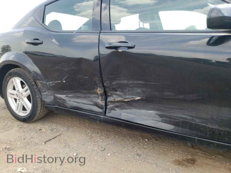 2011 Dodge AVENGER (VIN 1B3BD1FB1BN502230) — photo 9 of 10