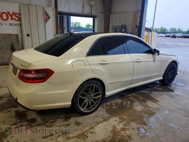 2010 Mercedes-Benz E-CLASS (VIN WDDHF9AB4AA236643) — фото 3 из 12
