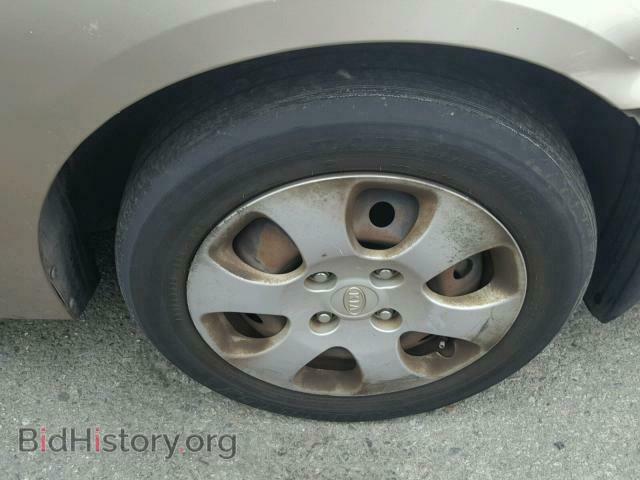 2007 KIA SPECTRA EX - VIN: KNAFE121375478317 - Фото 9