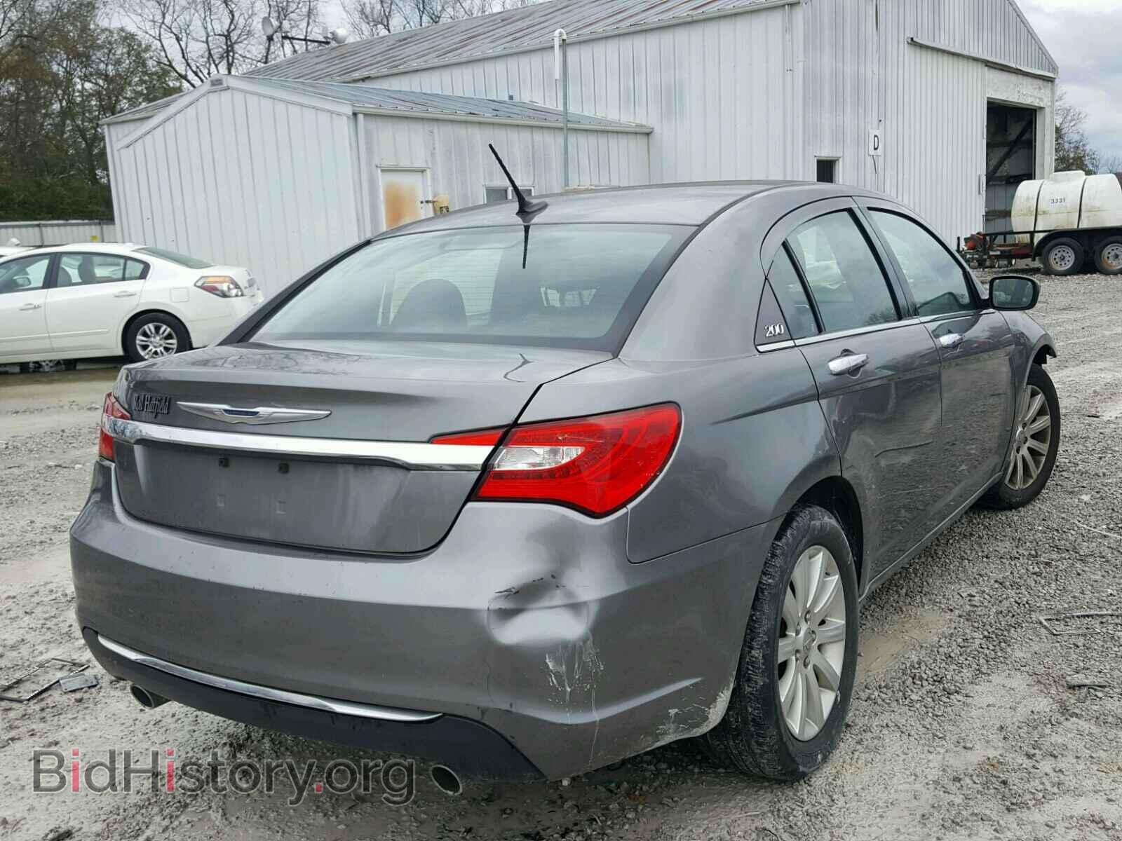 2013 CHRYSLER 200 - VIN: 1C3CCBCG1DN601777 - Фото 4