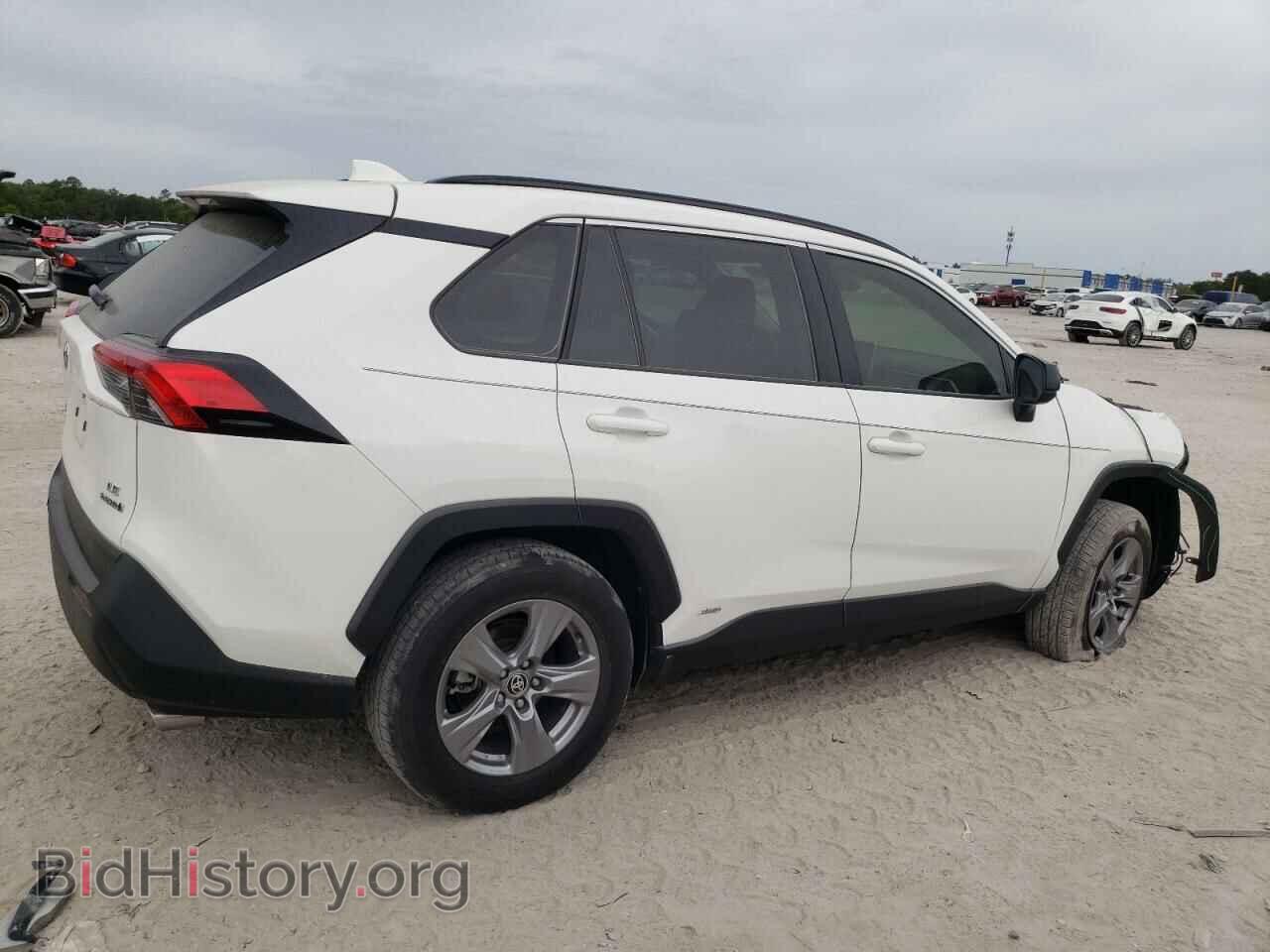 2024 TOYOTA RAV4 - VIN: JTMLWRFV7RD246164 - Фото 3