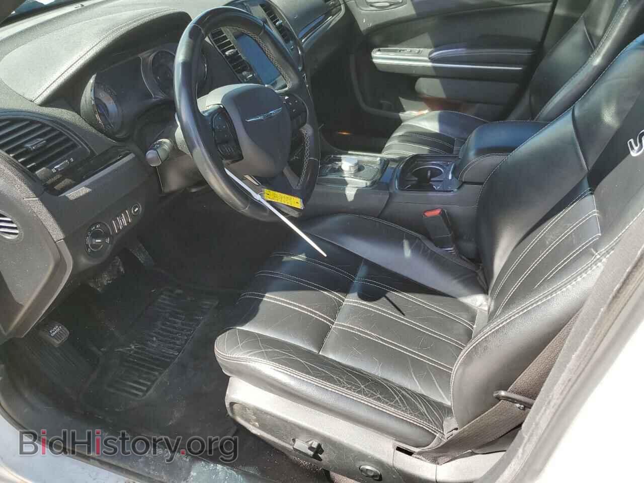 2019 CHRYSLER 300 - VIN: 2C3CCABG5KH539446 - Фото 7