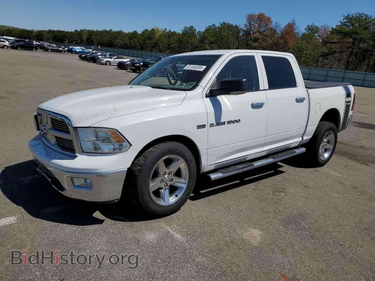 Photo 1D7RV1CT7BS503137 - DODGE All Models 2011