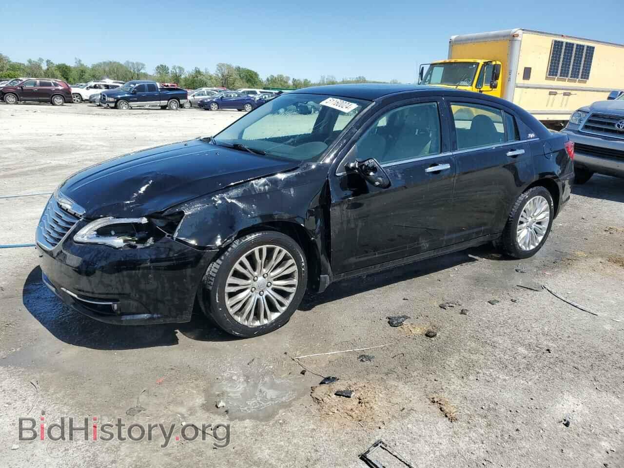 Photo 1C3BC2FG7BN580972 - CHRYSLER 200 2011