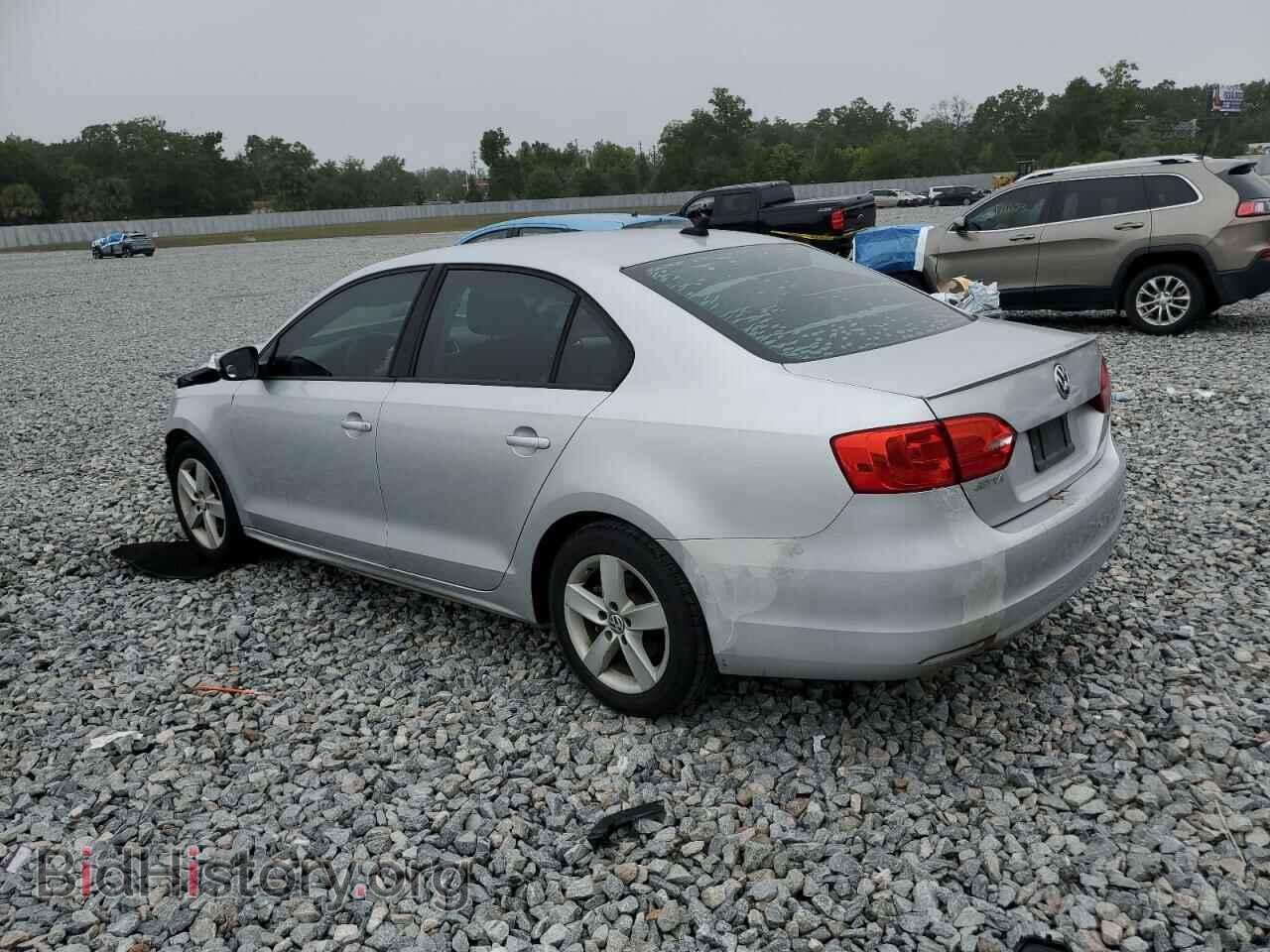 2011 VOLKSWAGEN JETTA - VIN: 3VWLL7AJ0BM121421 - Фото 2