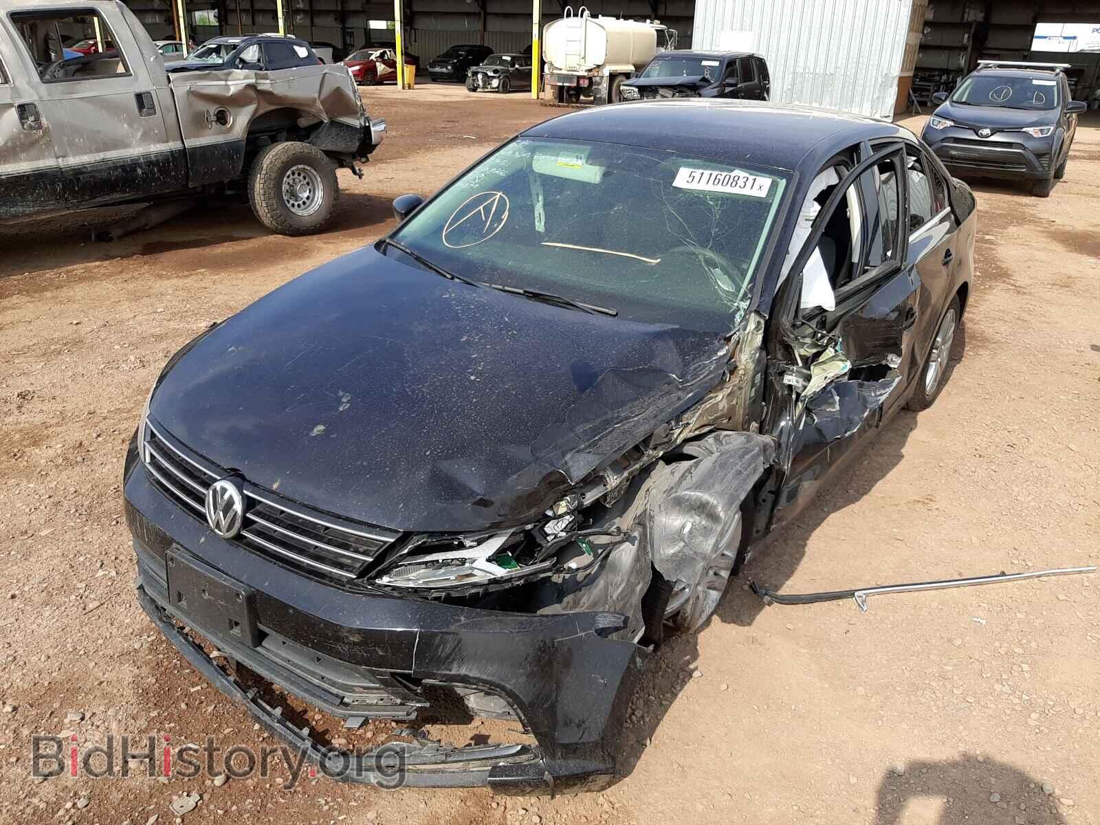 2017 VOLKSWAGEN JETTA - VIN: 3VW2B7AJ0HM368266 - Фото 2