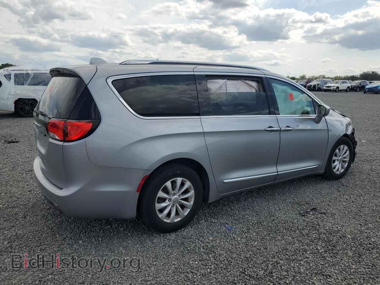 2019 CHRYSLER PACIFICA - VIN: 2C4RC1BG1KR594007 - Photo 3