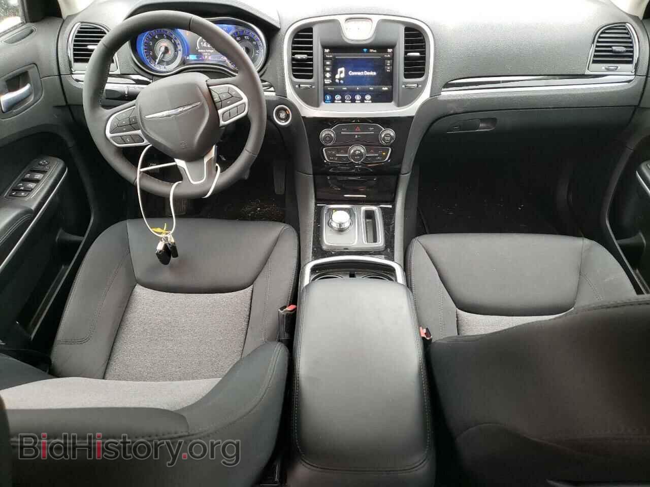 2023 CHRYSLER 300 - VIN: 2C3CCAAG4PH580921 - Фото 8