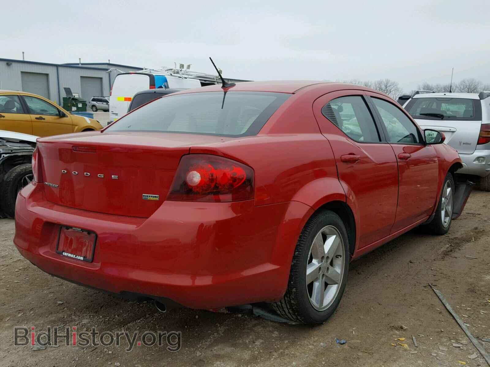 2011 DODGE AVENGER - VIN: 1B3BD2FG6BN546337 - Фото 4