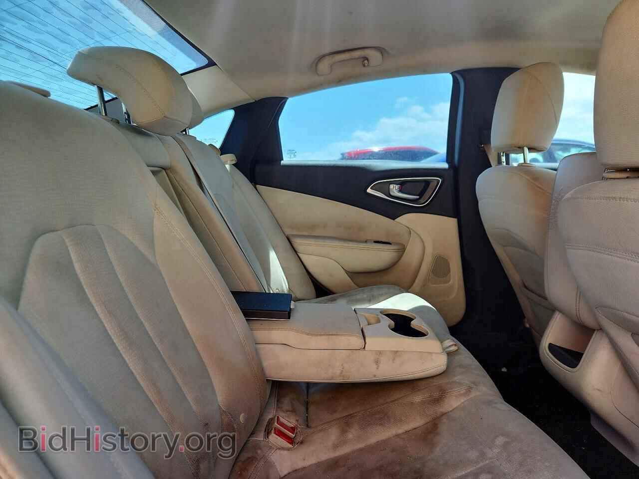 2015 CHRYSLER 200 - VIN: 1C3CCCAB8FN602490 - Фото 10