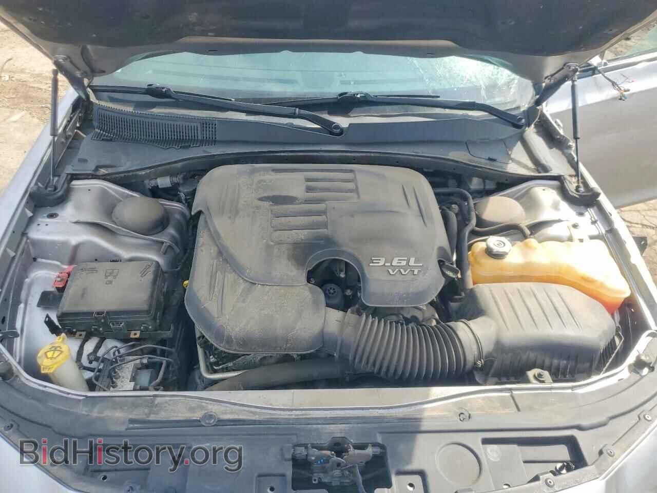 2016 CHRYSLER 300 - VIN: 2C3CCAGG0GH164422 - Фото 11