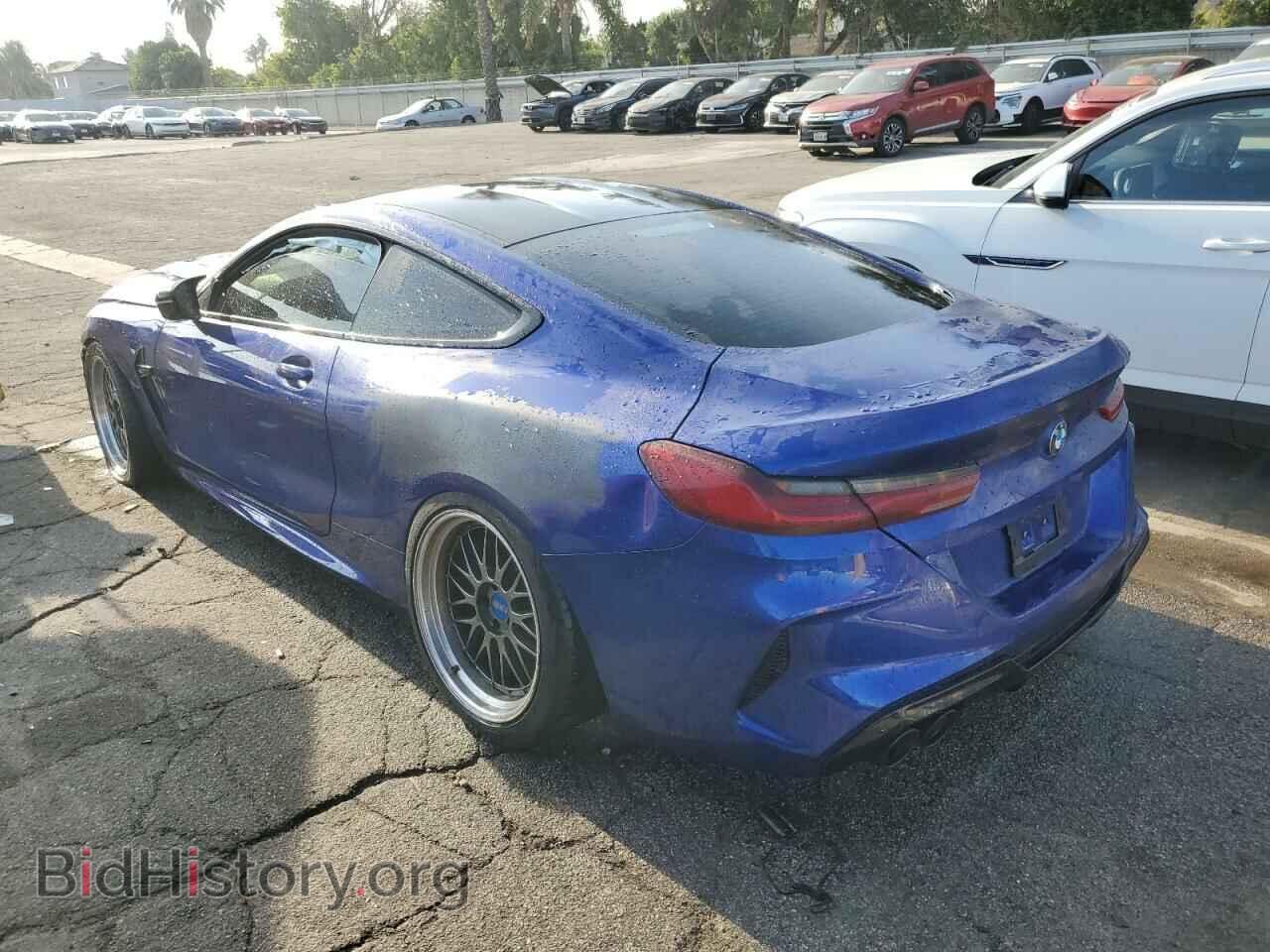 2020 BMW M8 - VIN: WBSAE0C08LCD77532 - Фото 2