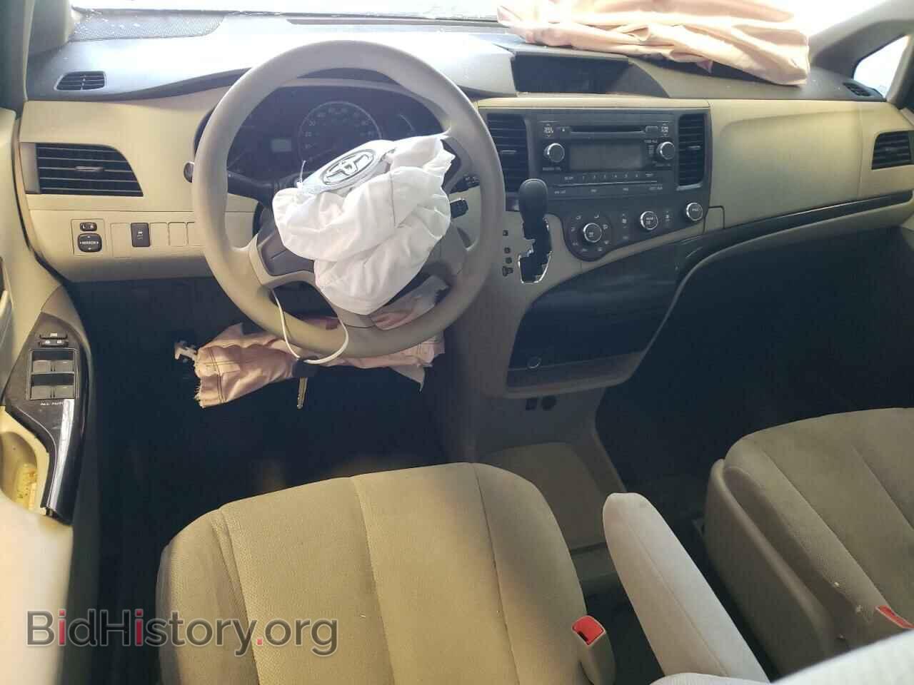 2014 TOYOTA All Models - VIN: 5TDZK3DC2ES523614 - Фото 8