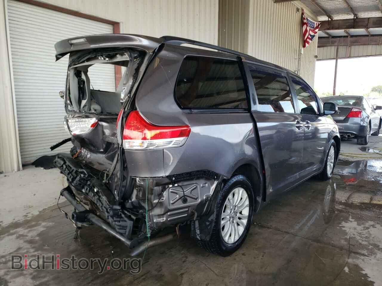 2012 TOYOTA All Models - VIN: 5TDYK3DC2CS181560 - Фото 3