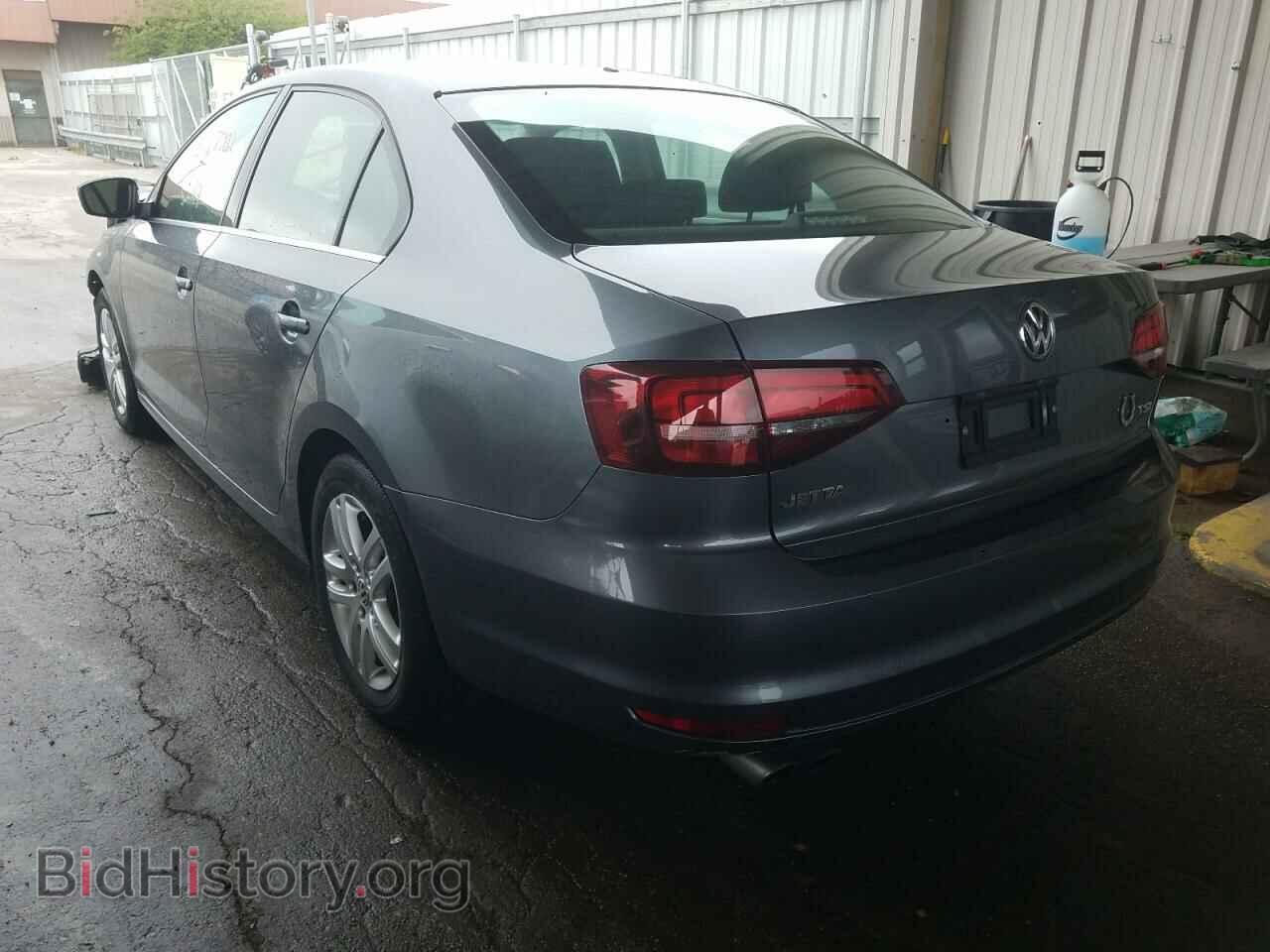 2017 VOLKSWAGEN JETTA - VIN: 3VW2B7AJ1HM337592 - Фото 3
