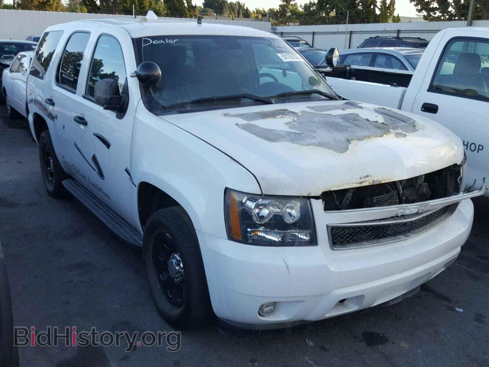 Photo 1GNLC2E01DR267553 - CHEVROLET TAHOE 2013