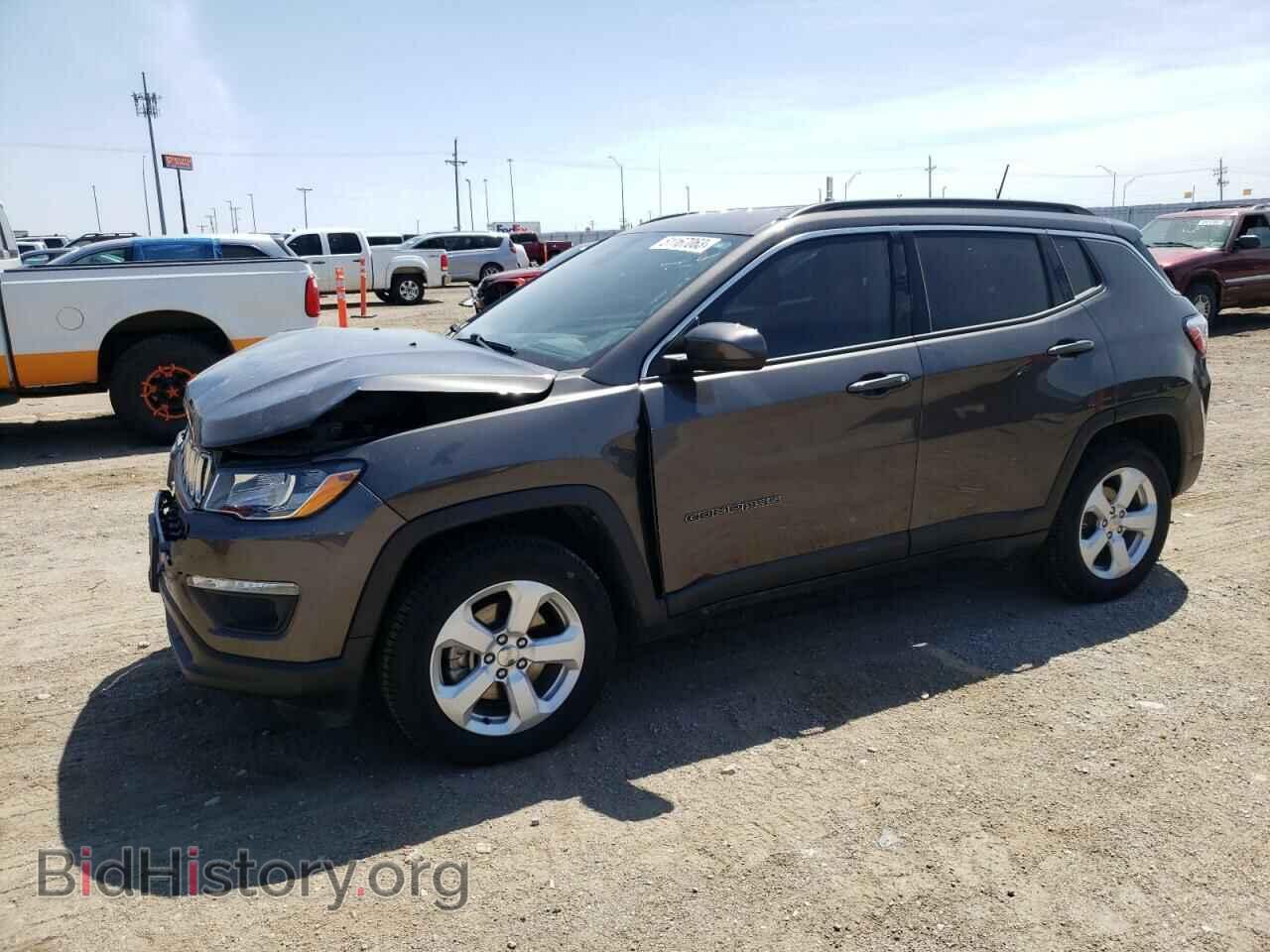 Фотография 3C4NJDBB5JT315146 - JEEP COMPASS 2018