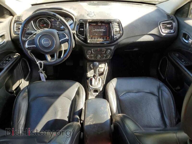2018 Jeep COMPASS (VIN 3C4NJDCB2JT163308) — фото 8 из 13