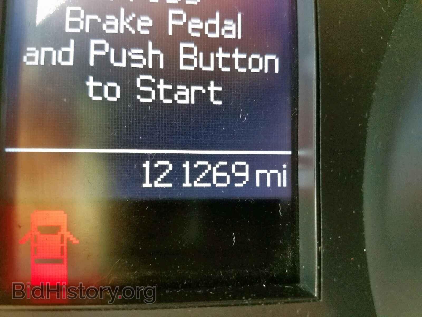 2011 CHRYSLER 300 - VIN: 2C3CA6CT0BH598984 - Фото 8