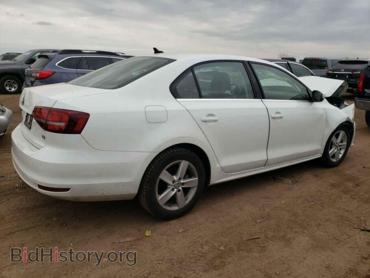 2017 VOLKSWAGEN JETTA - VIN: 3VWDB7AJ0HM383634 - Фото 3