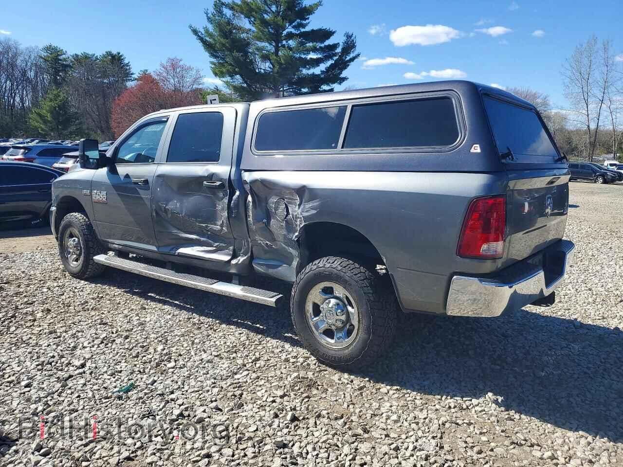 2013 RAM 2500 - VIN: 3C6TR5CT4DG615021 - Photo 2