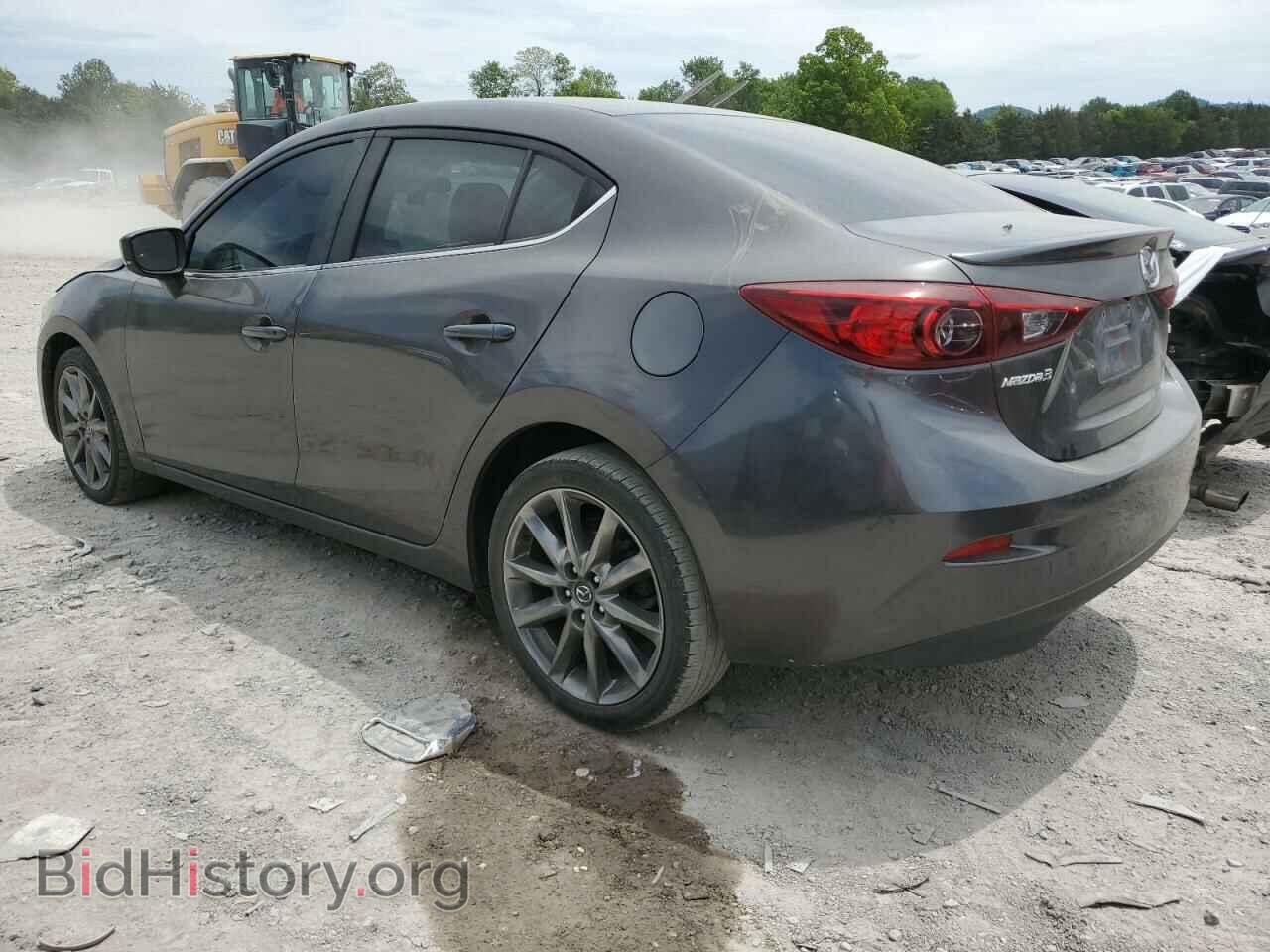 2018 MAZDA 3 - VIN: 3MZBN1V39JM164183 - Фото 2