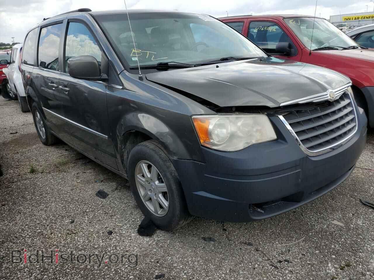 Photo 2A4RR8D11AR415716 - CHRYSLER MINIVAN 2010