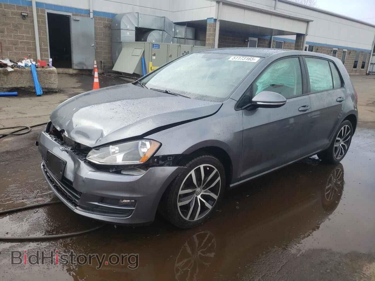 Фотография 3VW217AU7HM036127 - VOLKSWAGEN GOLF 2017