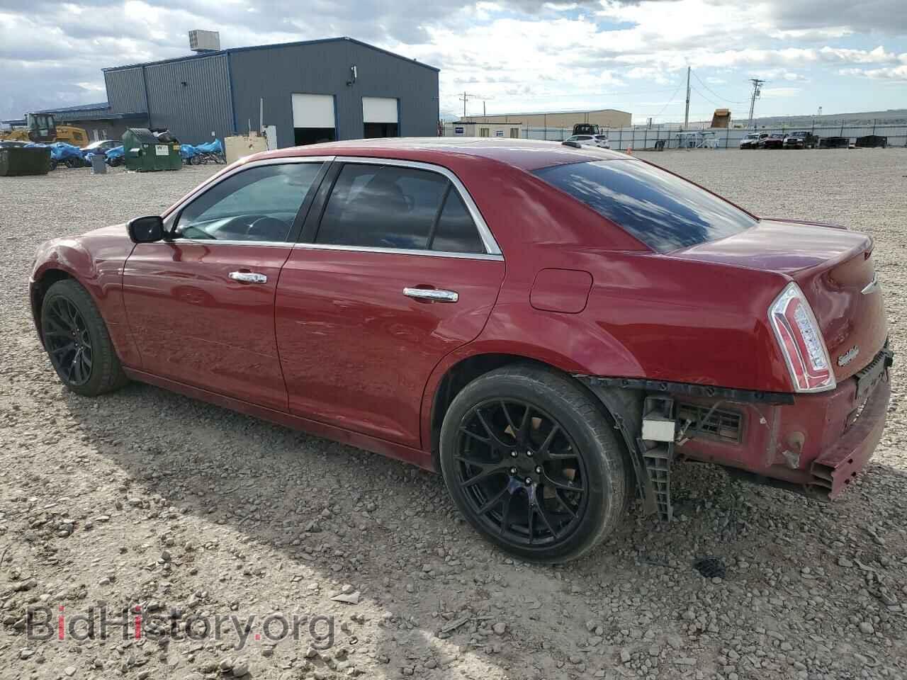 2011 CHRYSLER 300 - VIN: 2C3CA6CT2BH531447 - Фото 2
