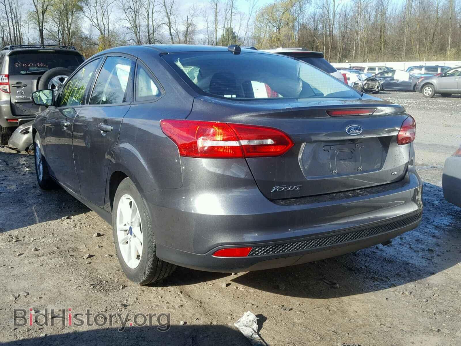 2016 FORD FOCUS - VIN: 1FADP3F2XGL237309 - Фото 3