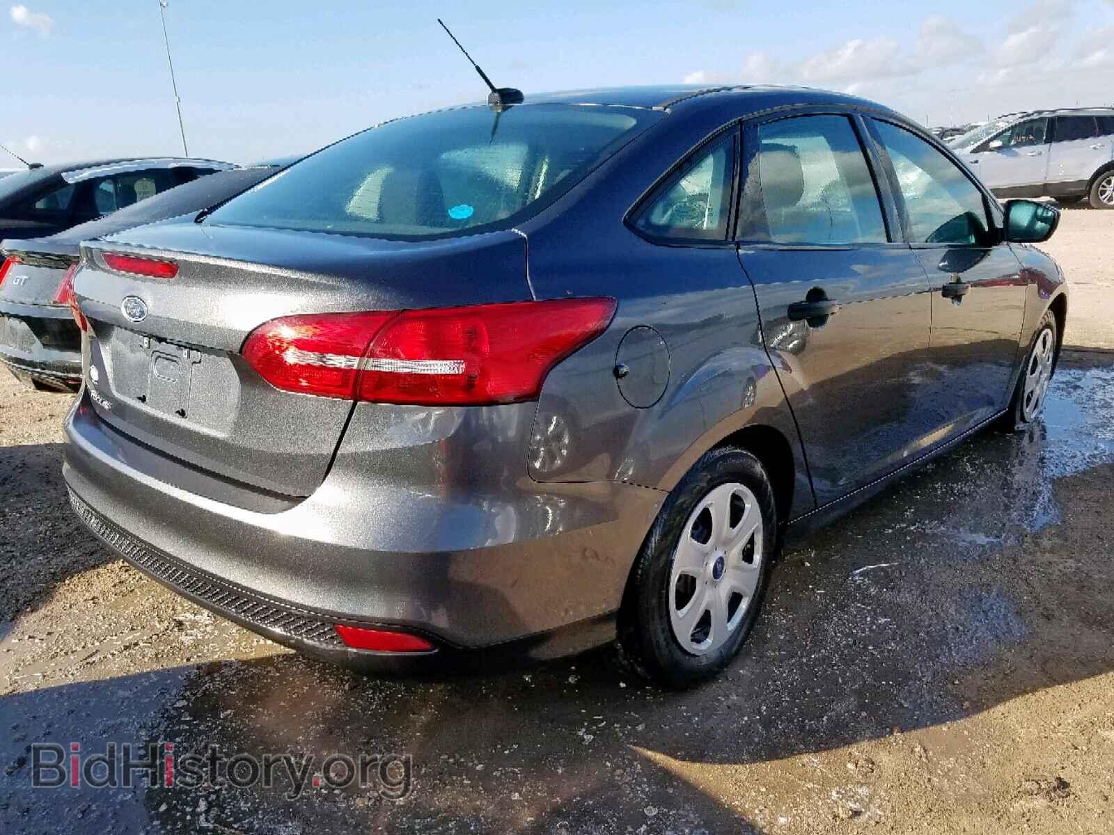2017 FORD FOCUS - VIN: 1FADP3E29HL342054 - Photo 4