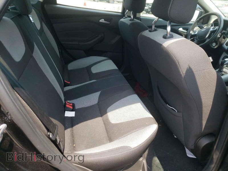 2012 Ford FOCUS (VIN 1FAHP3F29CL336103) — фото 6 из 10