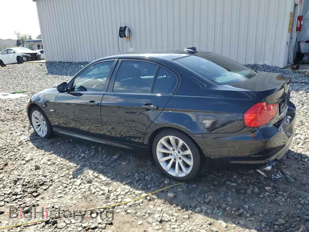 2011 BMW 3 SERIES - VIN: WBAPH7C52BE683300 - Photo 2