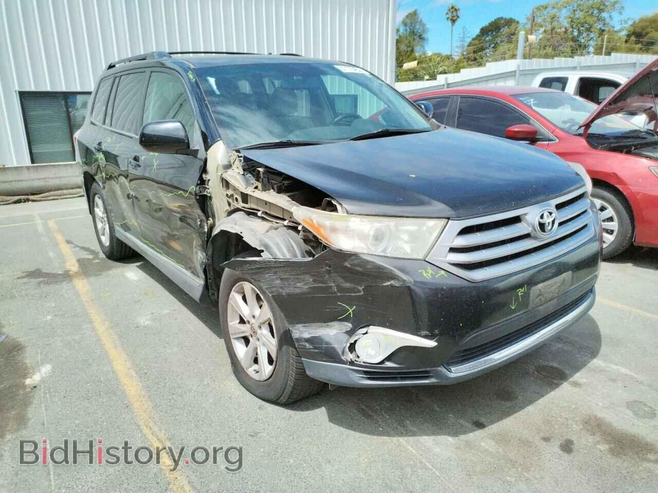 Photo 5TDZK3EH0BS036126 - TOYOTA HIGHLANDER 2011