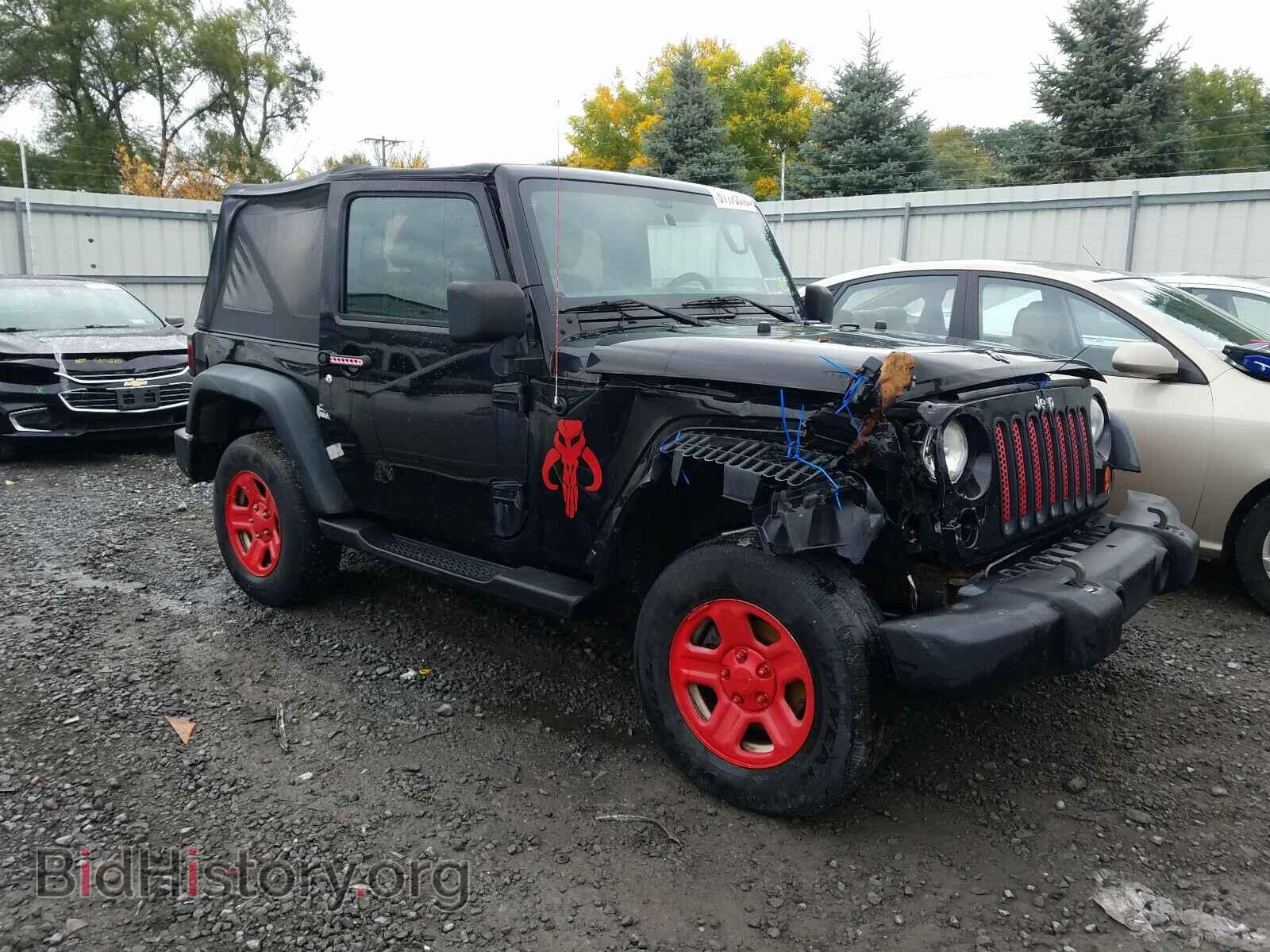 Photo 1J4AA2D16BL524720 - JEEP WRANGLER 2011