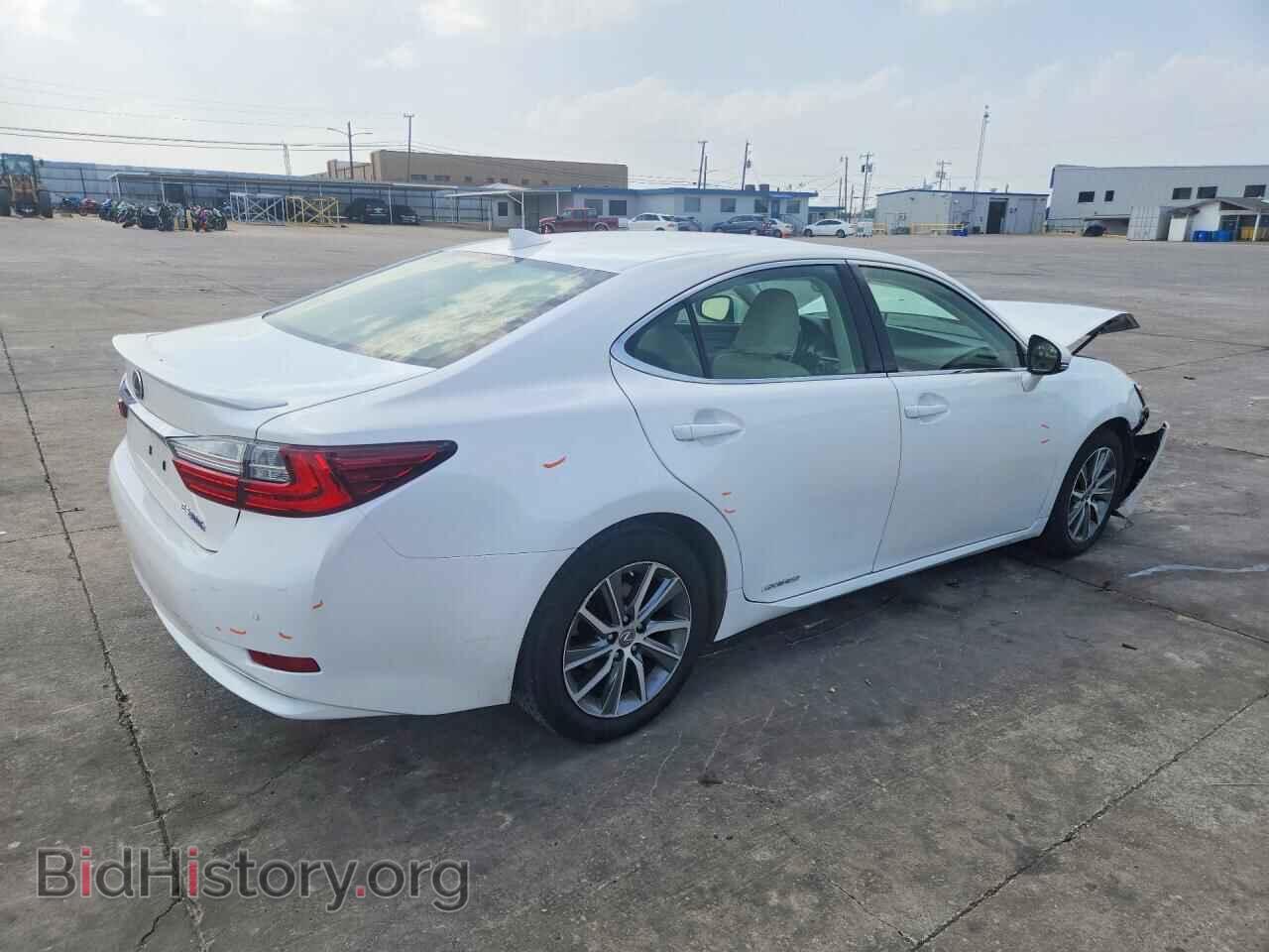 2017 LEXUS ES300 - VIN: JTHBW1GG9H2143804 - Фото 3