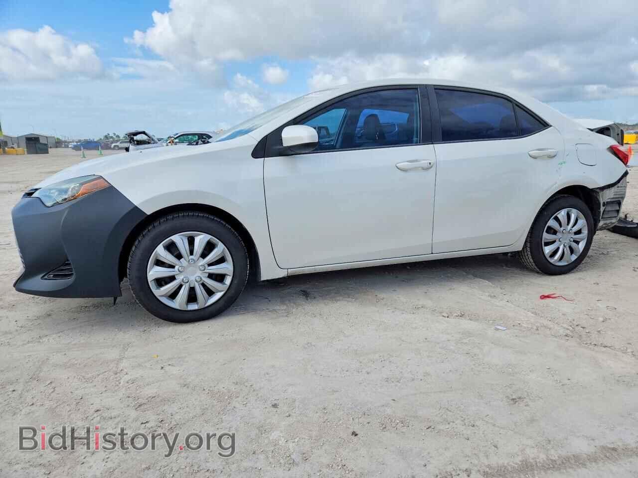 Photo 5YFBURHEXHP686311 - TOYOTA COROLLA 2017