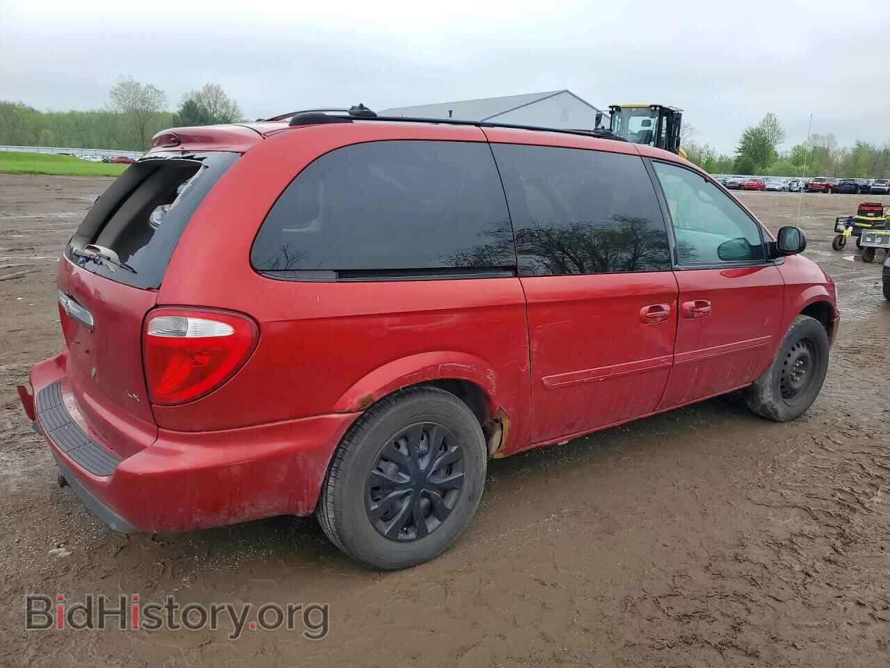 2005 CHRYSLER MINIVAN - VIN: 2C4GP44R45R190618 - Photo 3