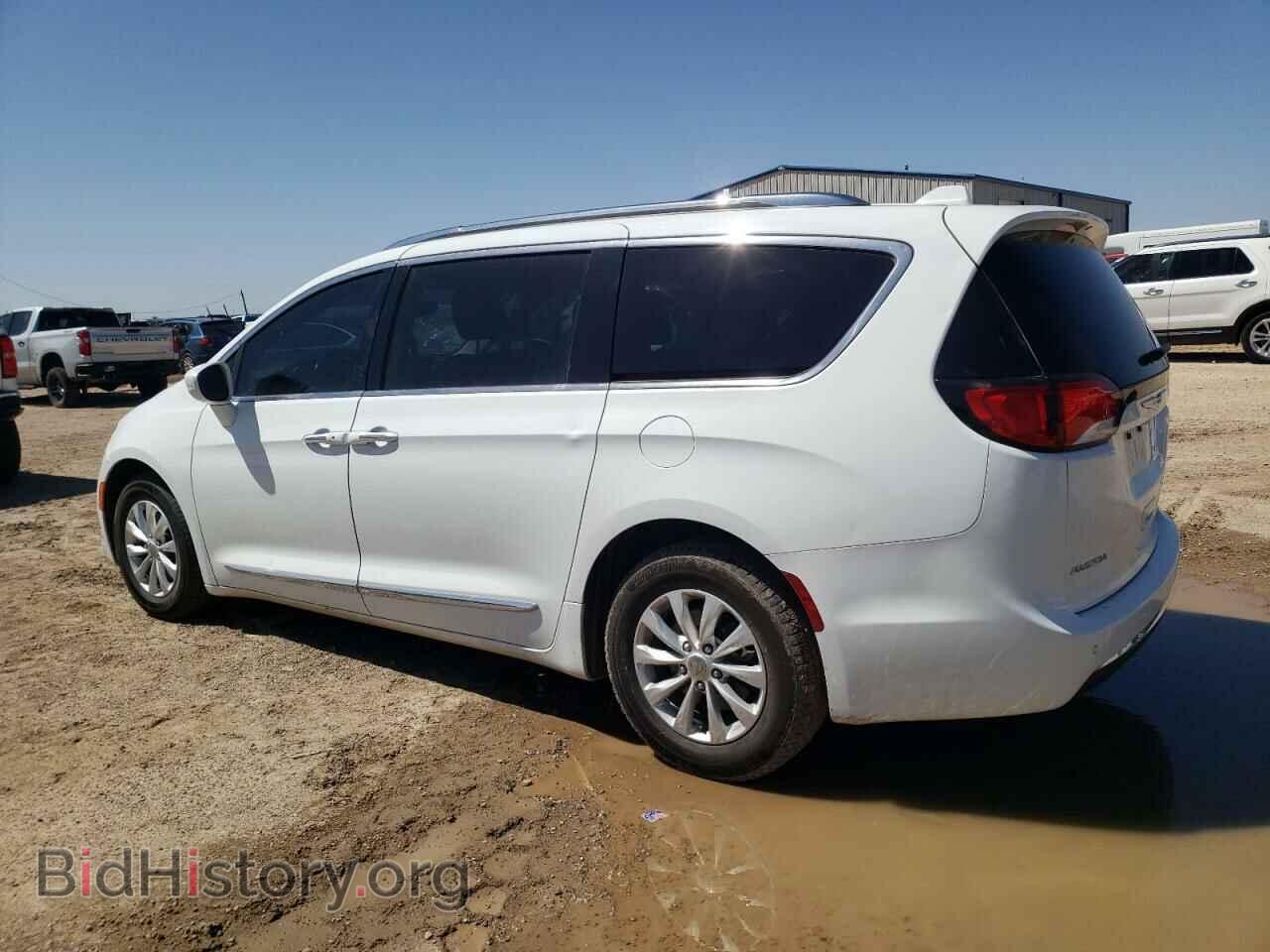 2019 CHRYSLER PACIFICA - VIN: 2C4RC1BG7KR540100 - Фото 2