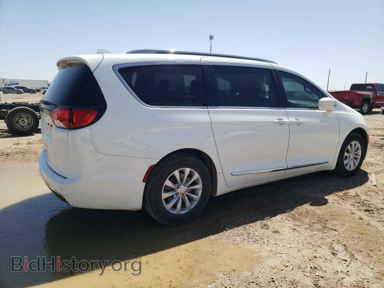 2019 CHRYSLER PACIFICA - VIN: 2C4RC1BG7KR540100 - Фото 3