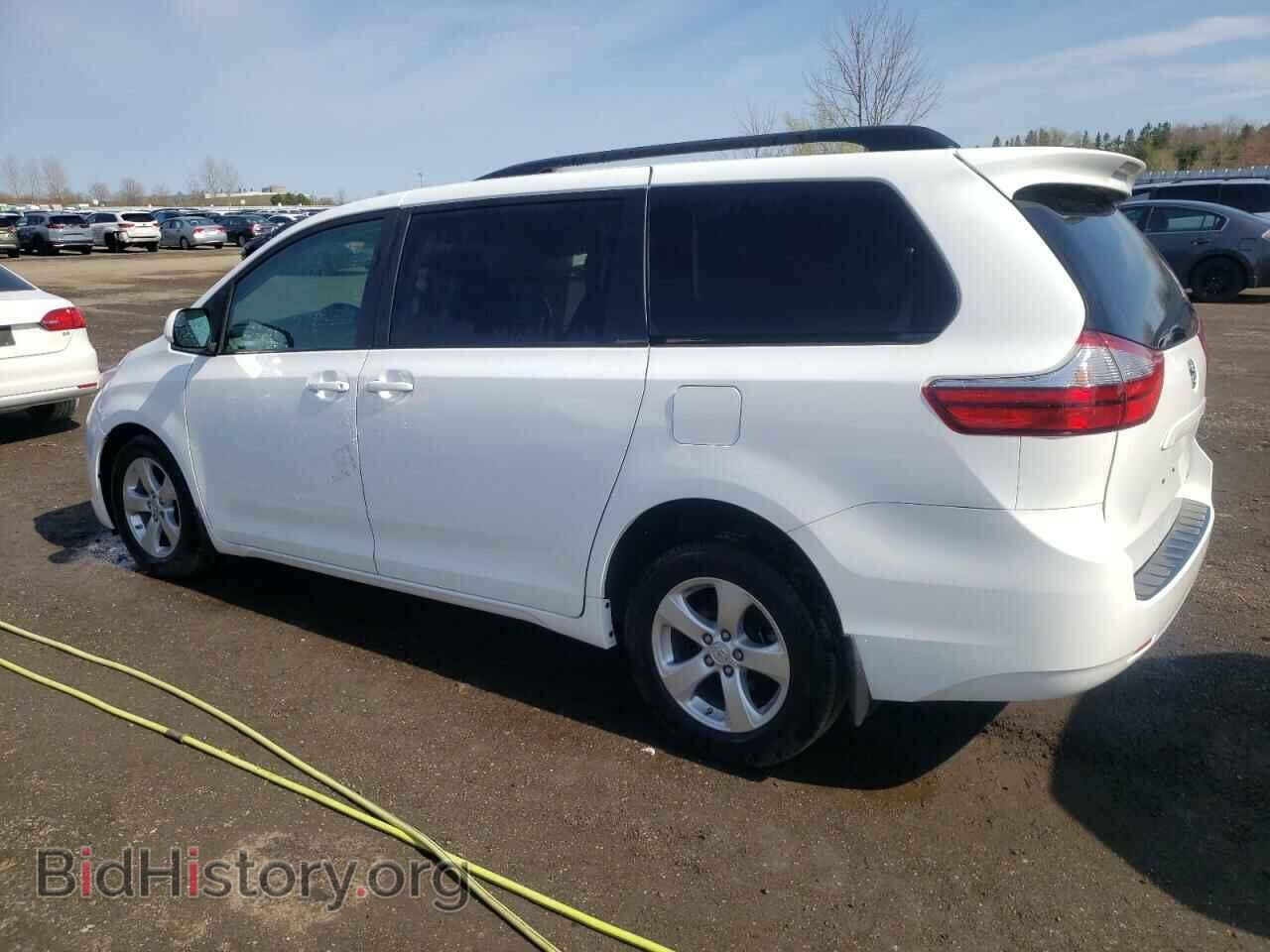 2017 TOYOTA All Models - VIN: 5TDKZ3DC0HS863202 - Фото 2
