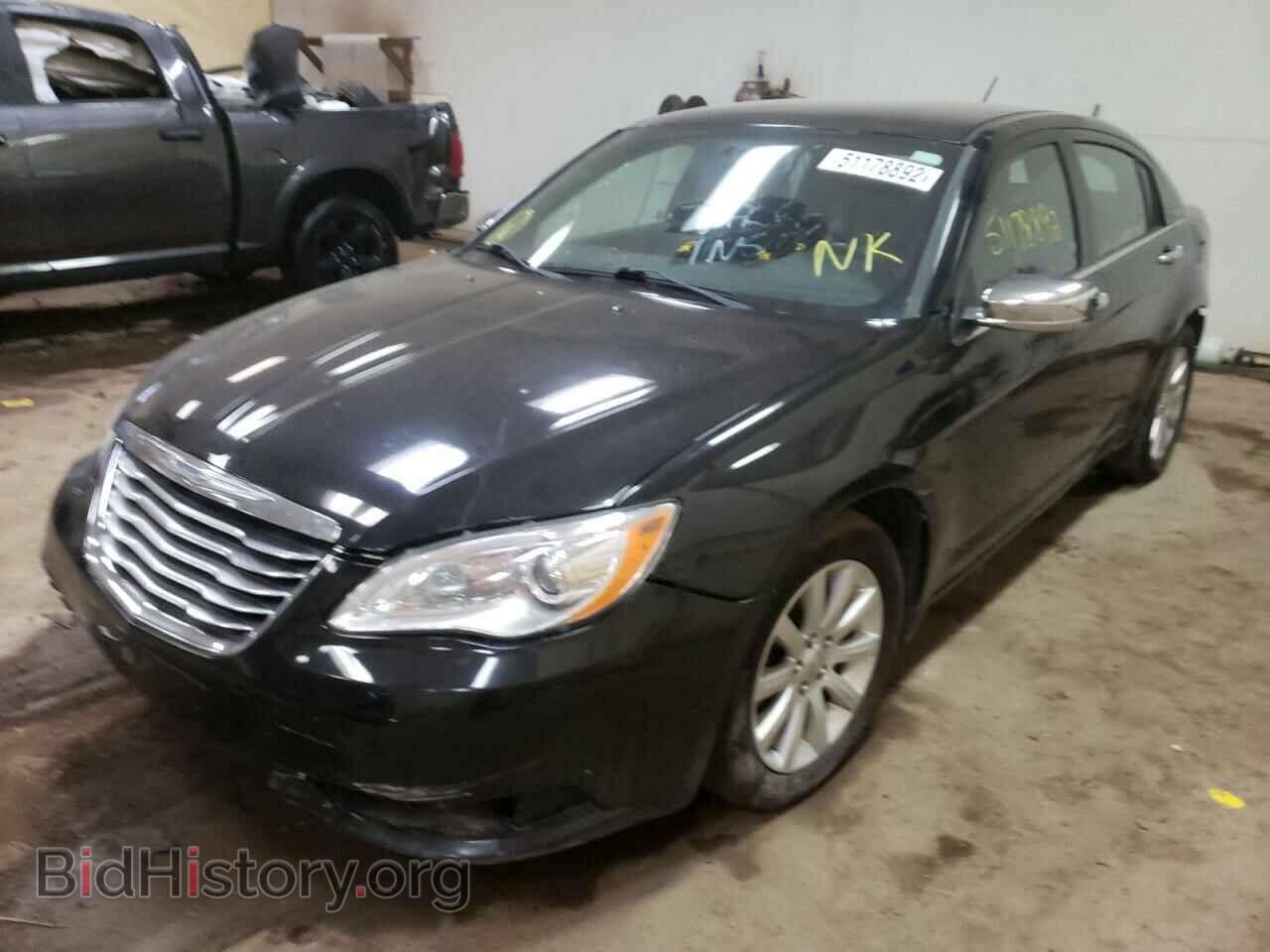 2014 CHRYSLER 200 - VIN: 1C3CCBCG0EN157132 - Фото 2