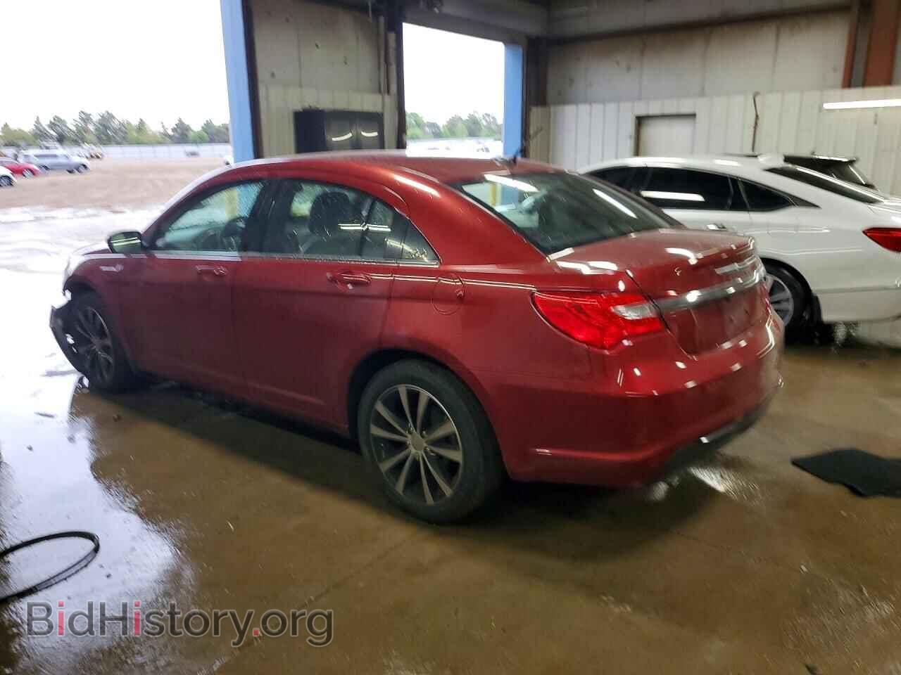 2013 CHRYSLER 200 - VIN: 1C3CCBCG7DN542475 - Фото 2