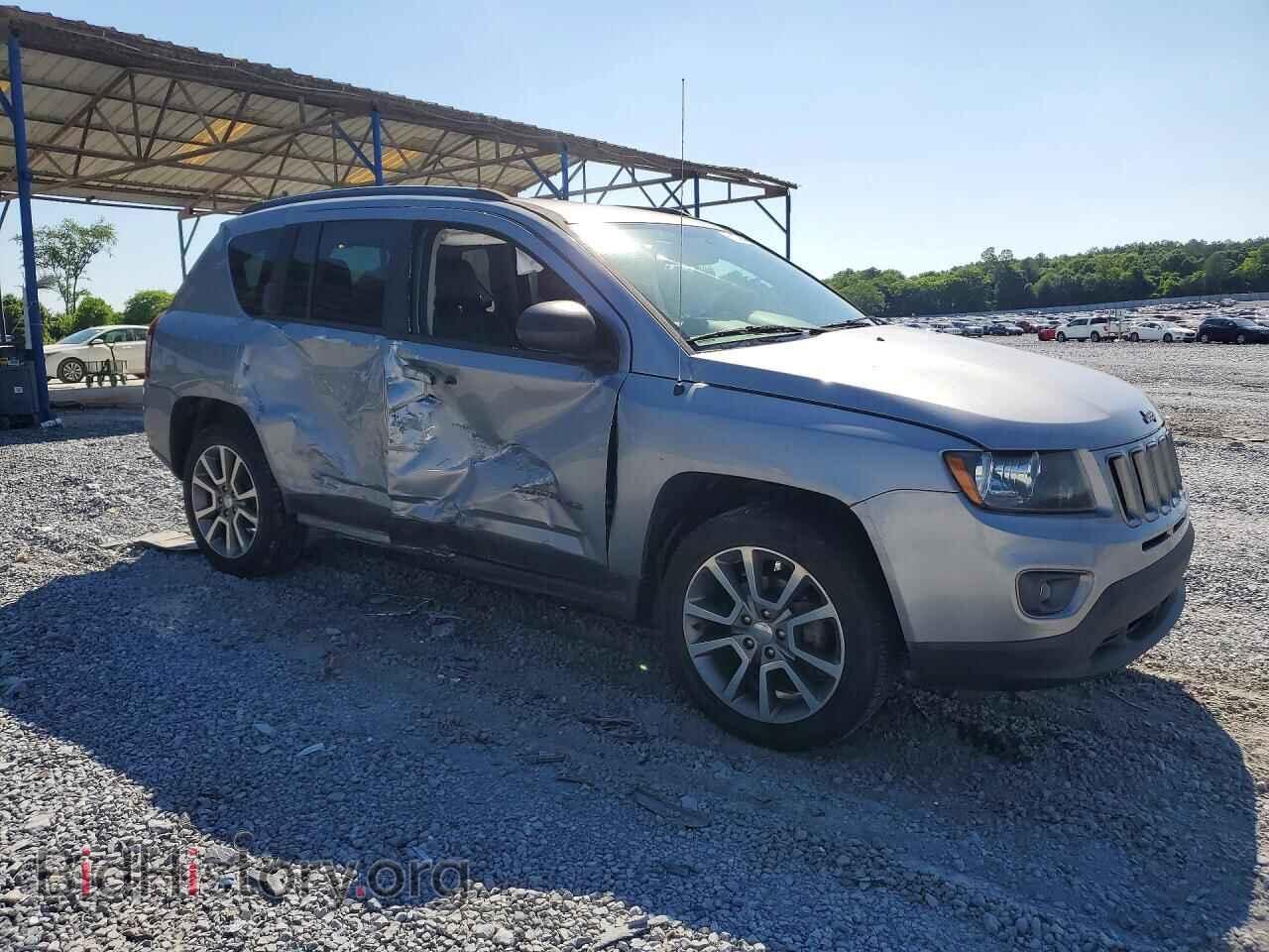 2017 JEEP COMPASS - VIN: 1C4NJCBA9HD166774 - Фото 4