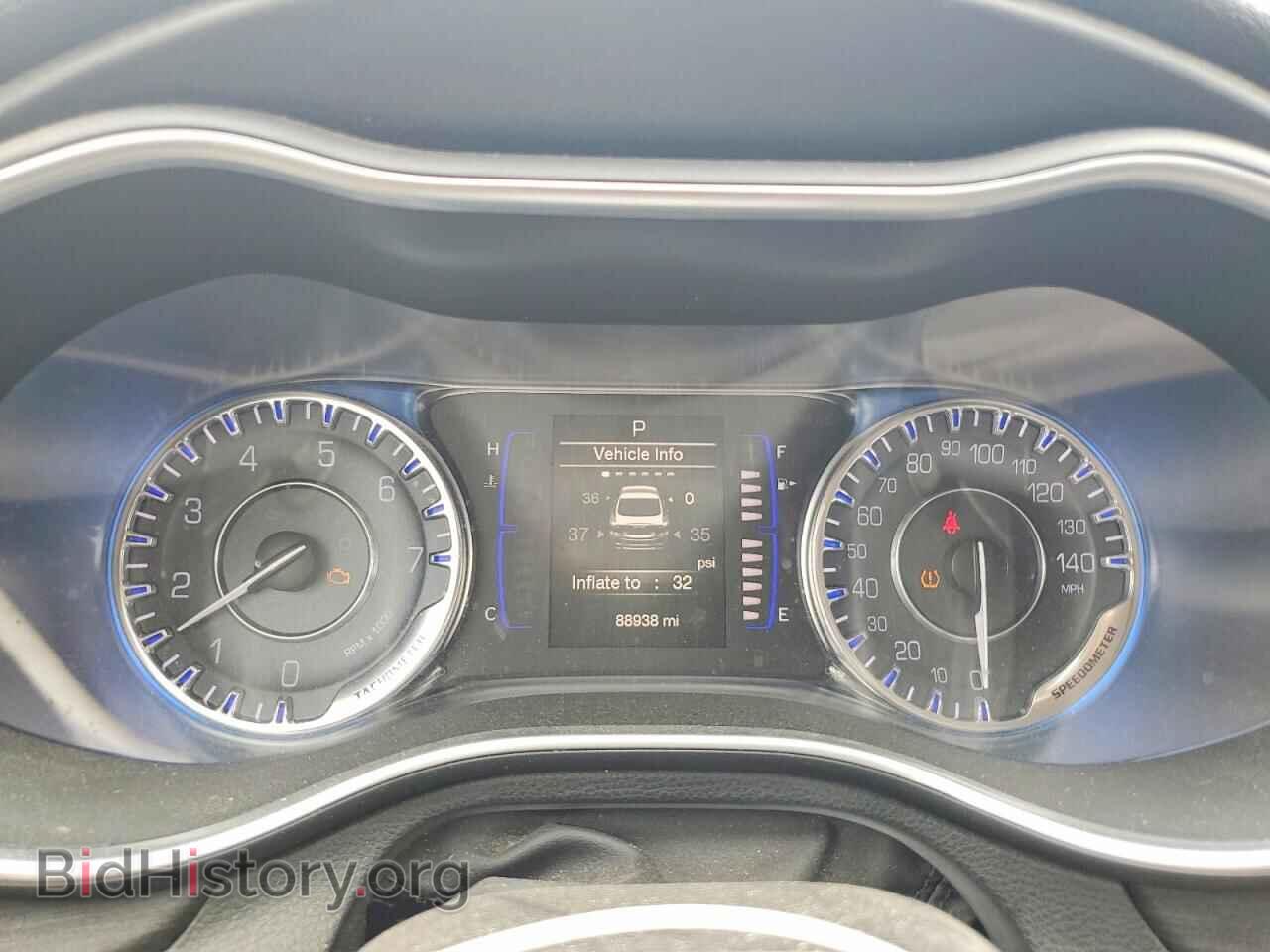 2016 CHRYSLER 200 - VIN: 1C3CCCAB0GN130545 - Фото 9
