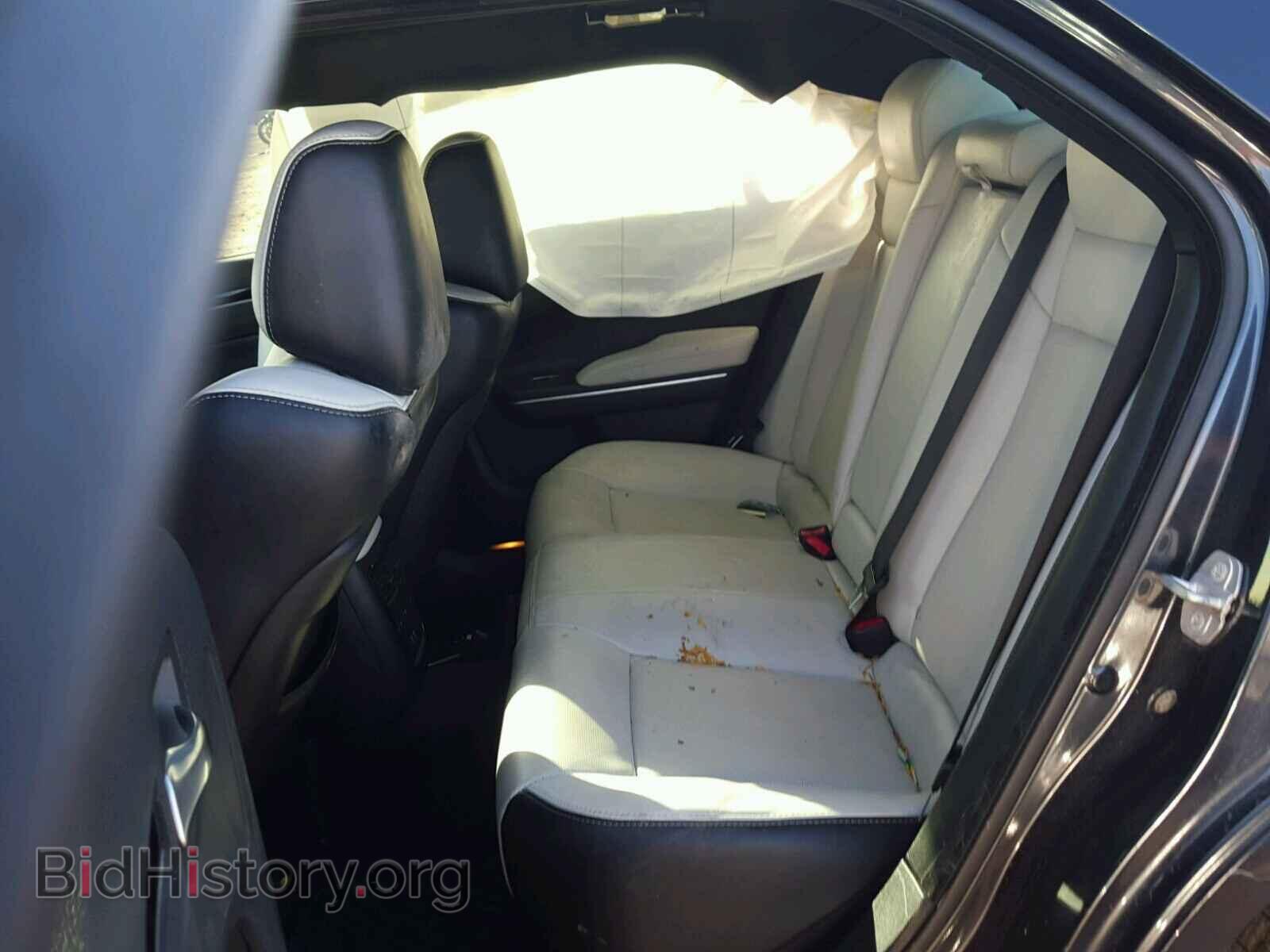 2018 CHRYSLER 300 - VIN: 2C3CCABT4JH181610 - Фото 6