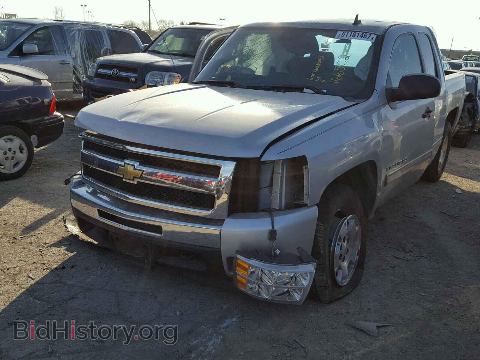 2011 CHEVROLET SILVERADO - VIN: 1GCRKSE39BZ166502 - Фото 2