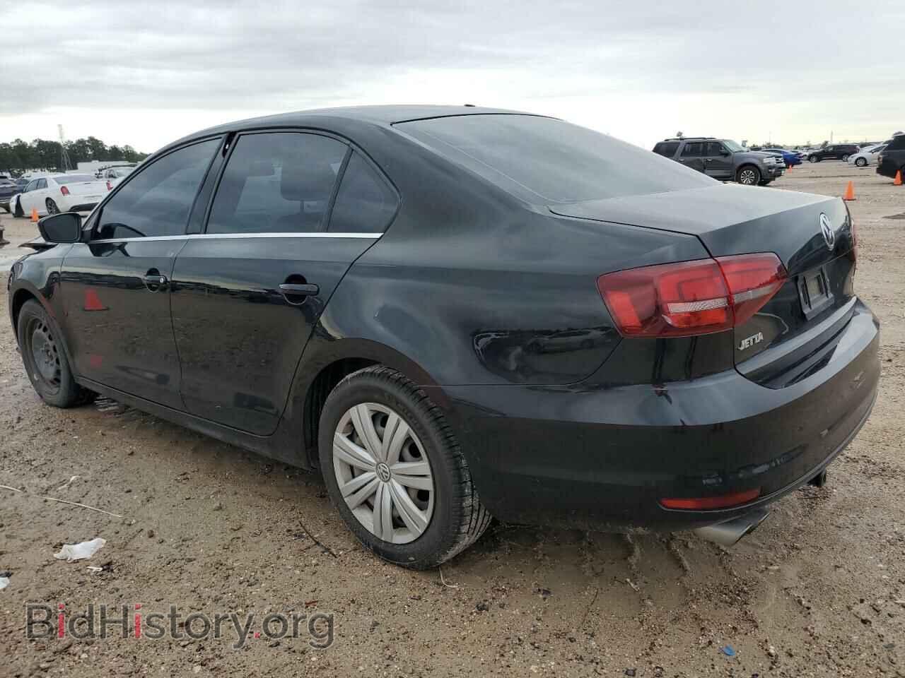 2017 VOLKSWAGEN JETTA - VIN: 3VW2B7AJ2HM366101 - Photo 2