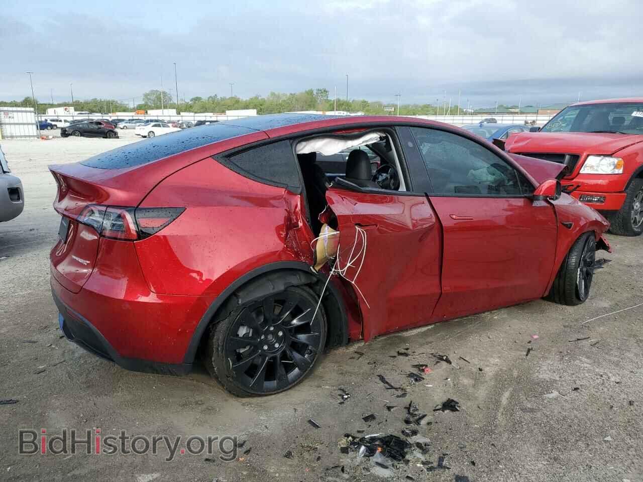 2024 TESLA MODEL Y - VIN: 7SAYGDEE9RF987970 - Фото 3