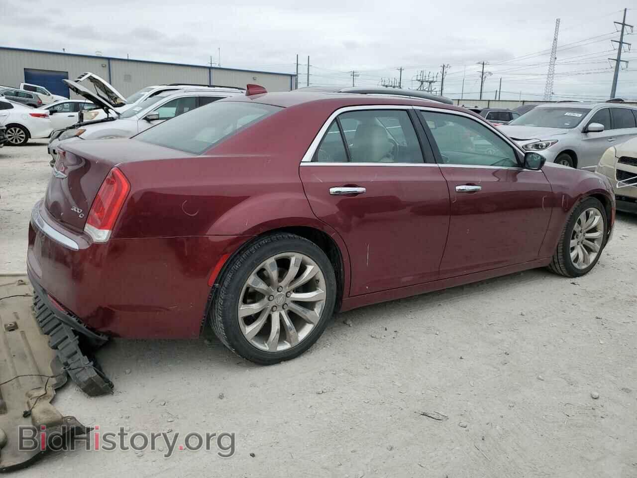 2017 CHRYSLER 300 - VIN: 2C3CCAET0HH535161 - Фото 3